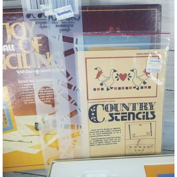 VTG Joy of Stenciling by Speedball Templates, supplies PLUS extras - Picture 3 of 6